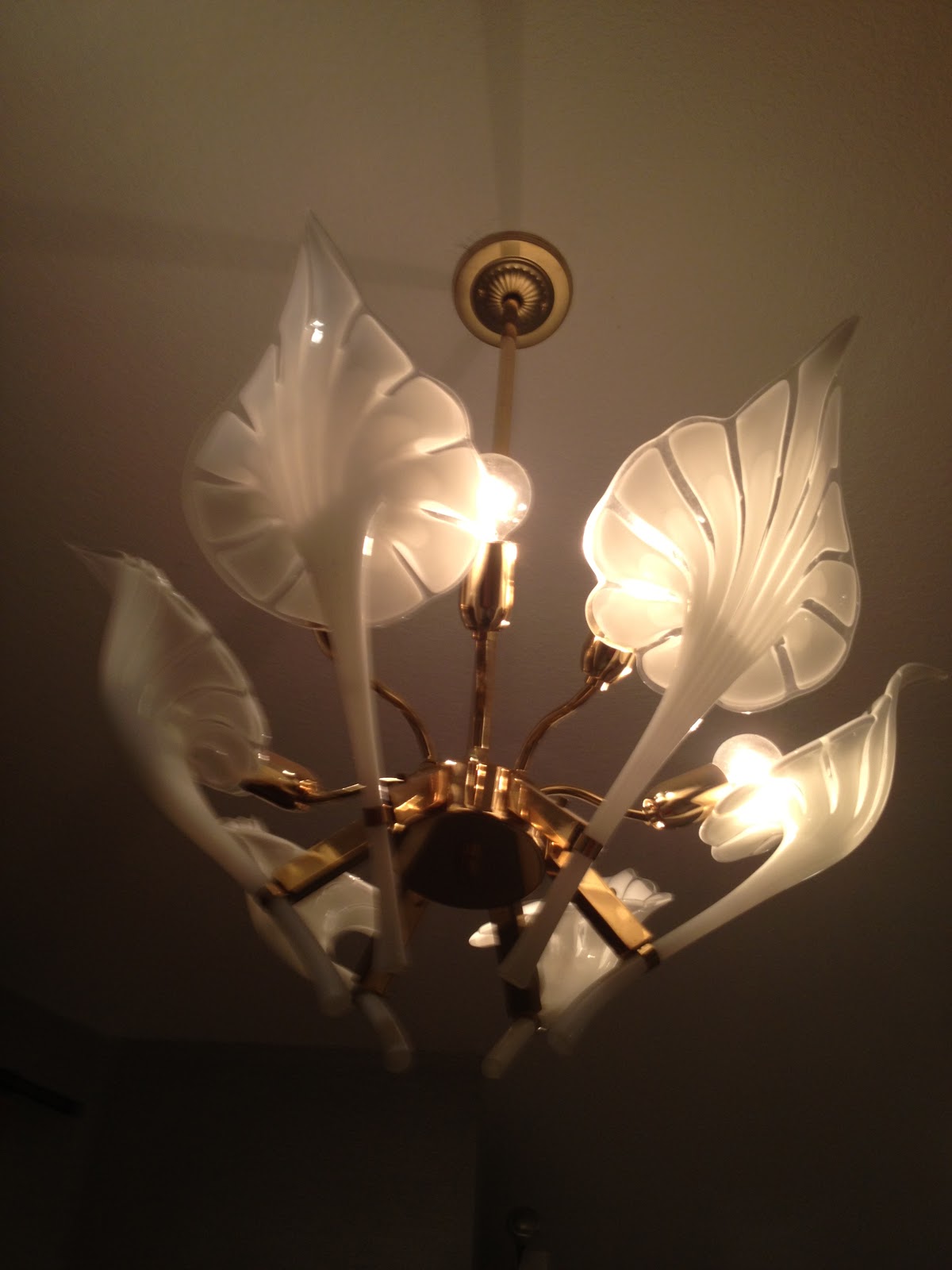 My “Celerie Kemble” Murano Leaf Chandelier - The Glam Pad