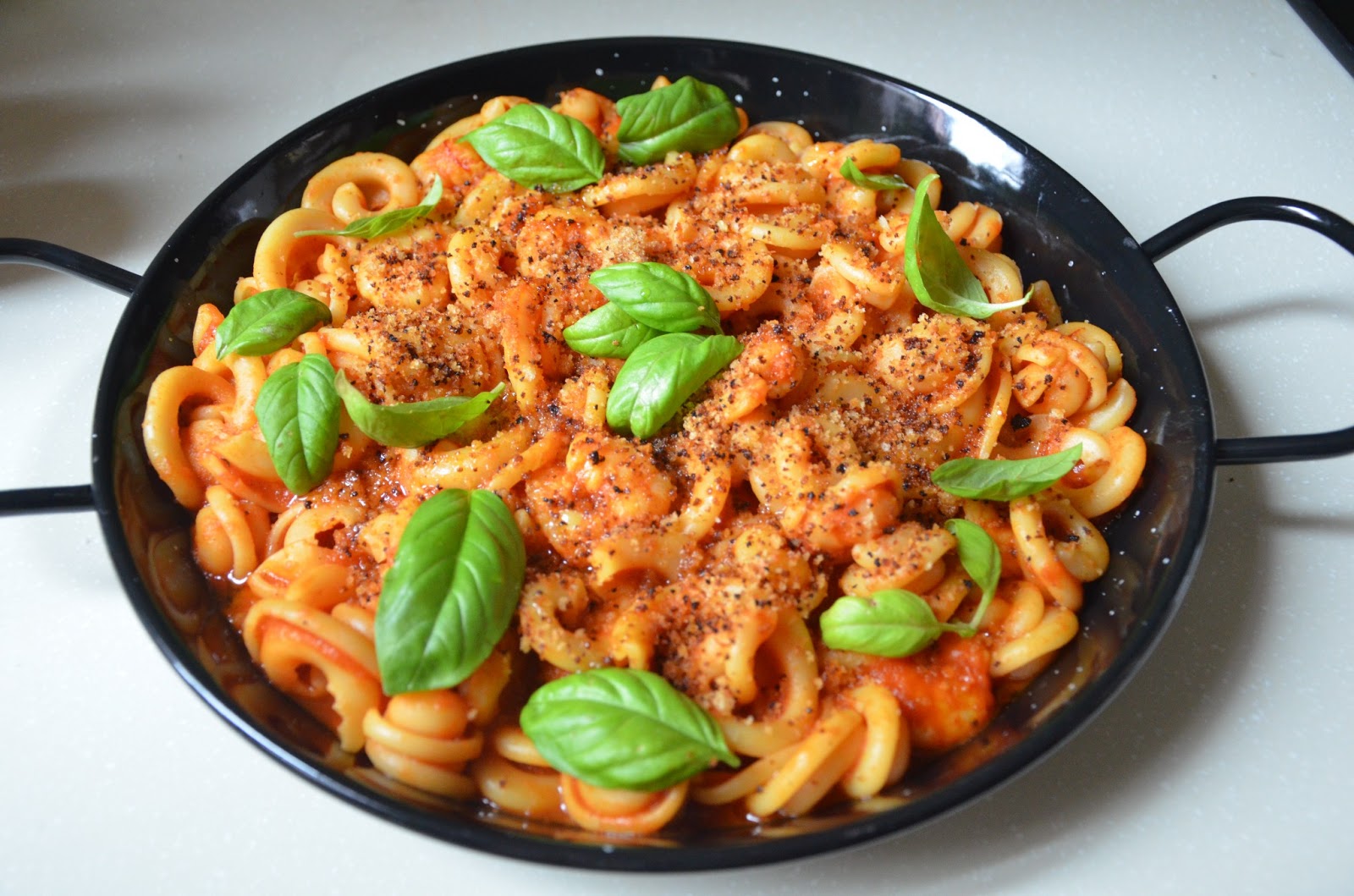 Fait Maison: Jamie Oliver's Sicilian Prawn Pasta