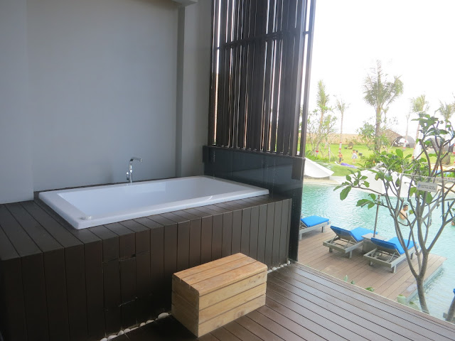 Wyndham Tamansari Jivva Resort Bali - Balcony Wyndham Tamansari Jivva Resort Bali - Balcony