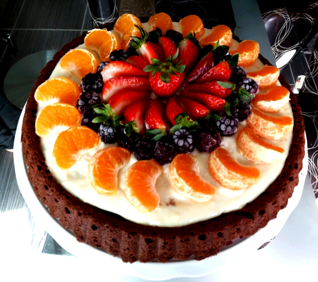 Çikolatalı Böğürtlenli Tart Tarifi Çikolatalı Böğürtlenli Tart Tarifi
