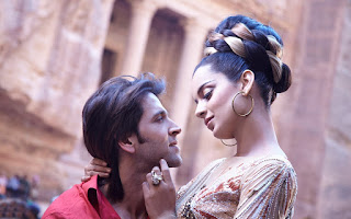 Kangana Ranaut with hrithick in roshan krrish 3 movie Kangana Ranaut with hrithick in roshan krrish 3 movie