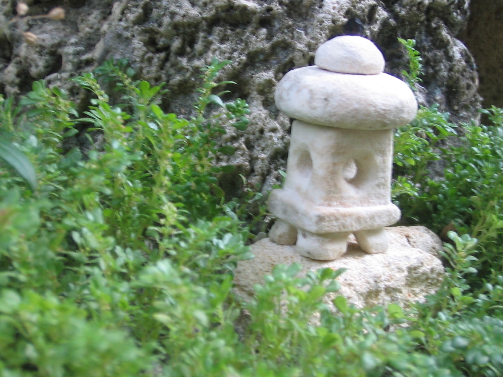 Discover the world with Kanuto: ASIAN GARDEN ORNAMENT