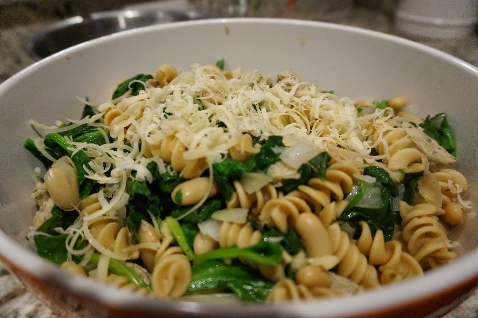 Recipe Spotlight Pasta with Greens, Beans and Chicken / Eat Smart, Be