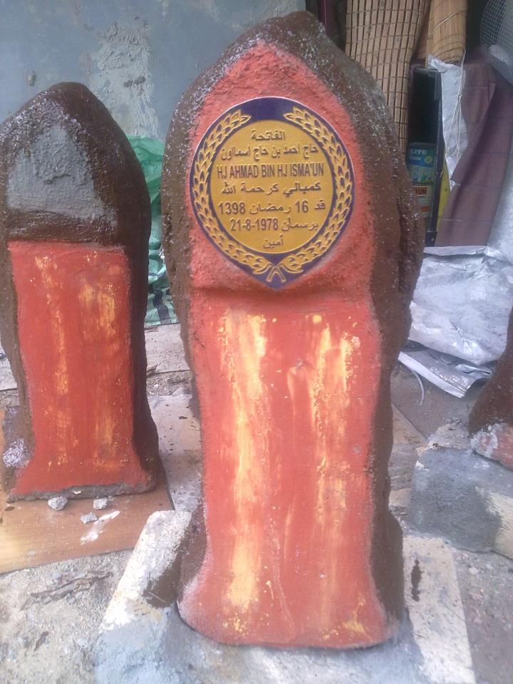 KEPOK & NISAN: BATU NISAN