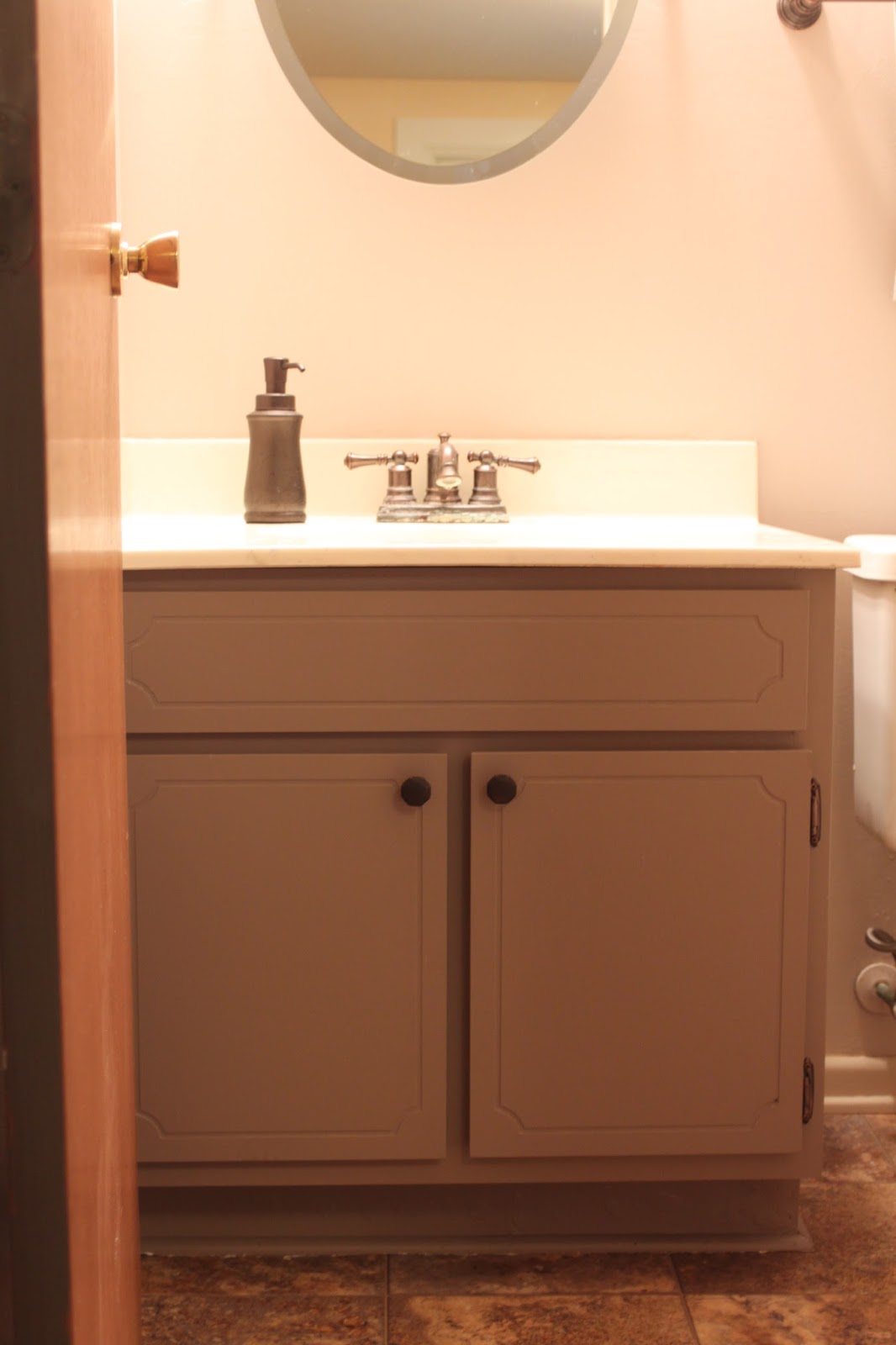 Oh What a Gem!: Powder Room Vanity Update