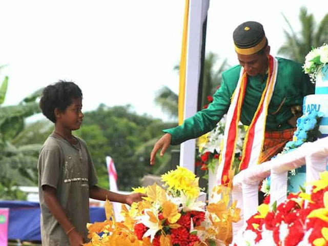 Johanis Adekalla Viral, Warga Kepulauan Aru Kenang Resa Mangar Johanis Adekalla Viral, Warga Kepulauan Aru Kenang Resa Mangar