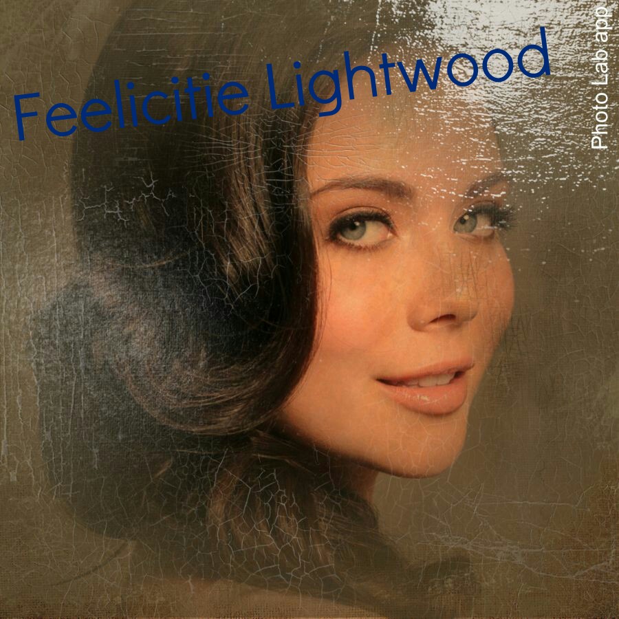 ~Feelicitie Lightwood~