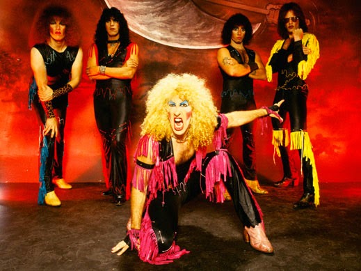 Twisted Sister Under The Blade