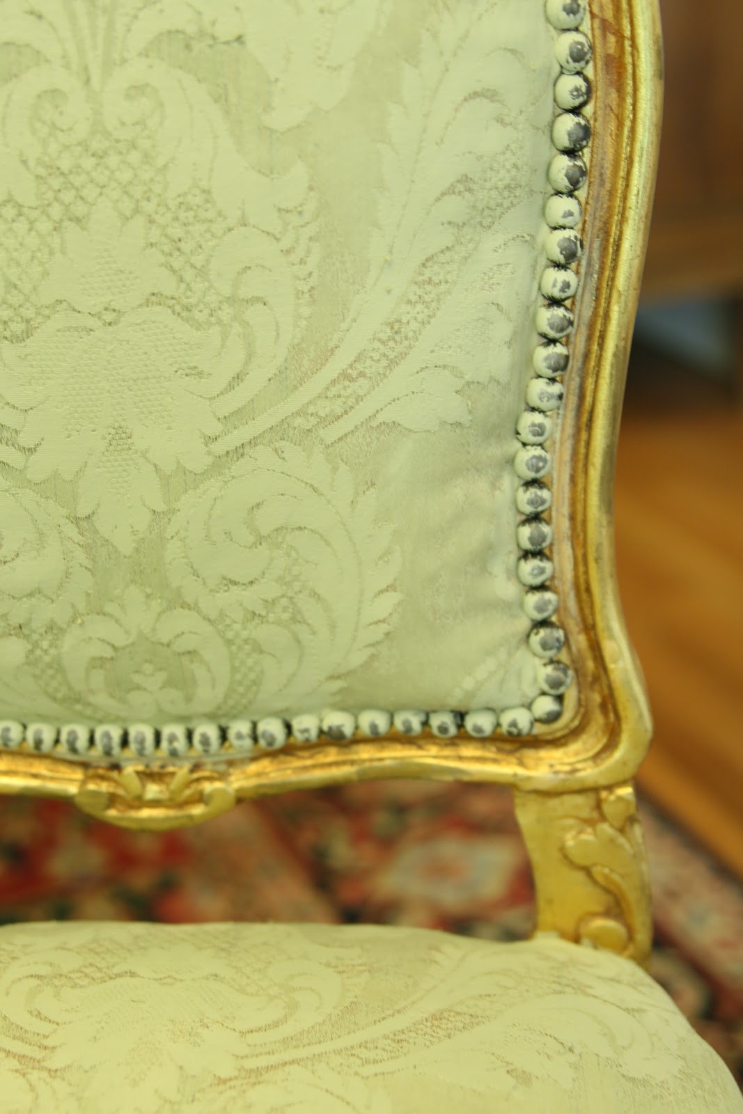  Chalk Paint™ on Upholstery Lady Butterbug