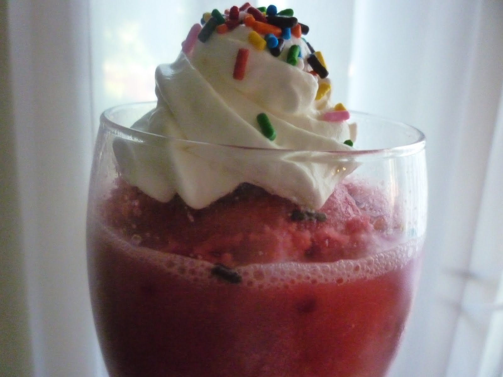 SimplEdibles RASPBERRY SHERBET FRAPPE
