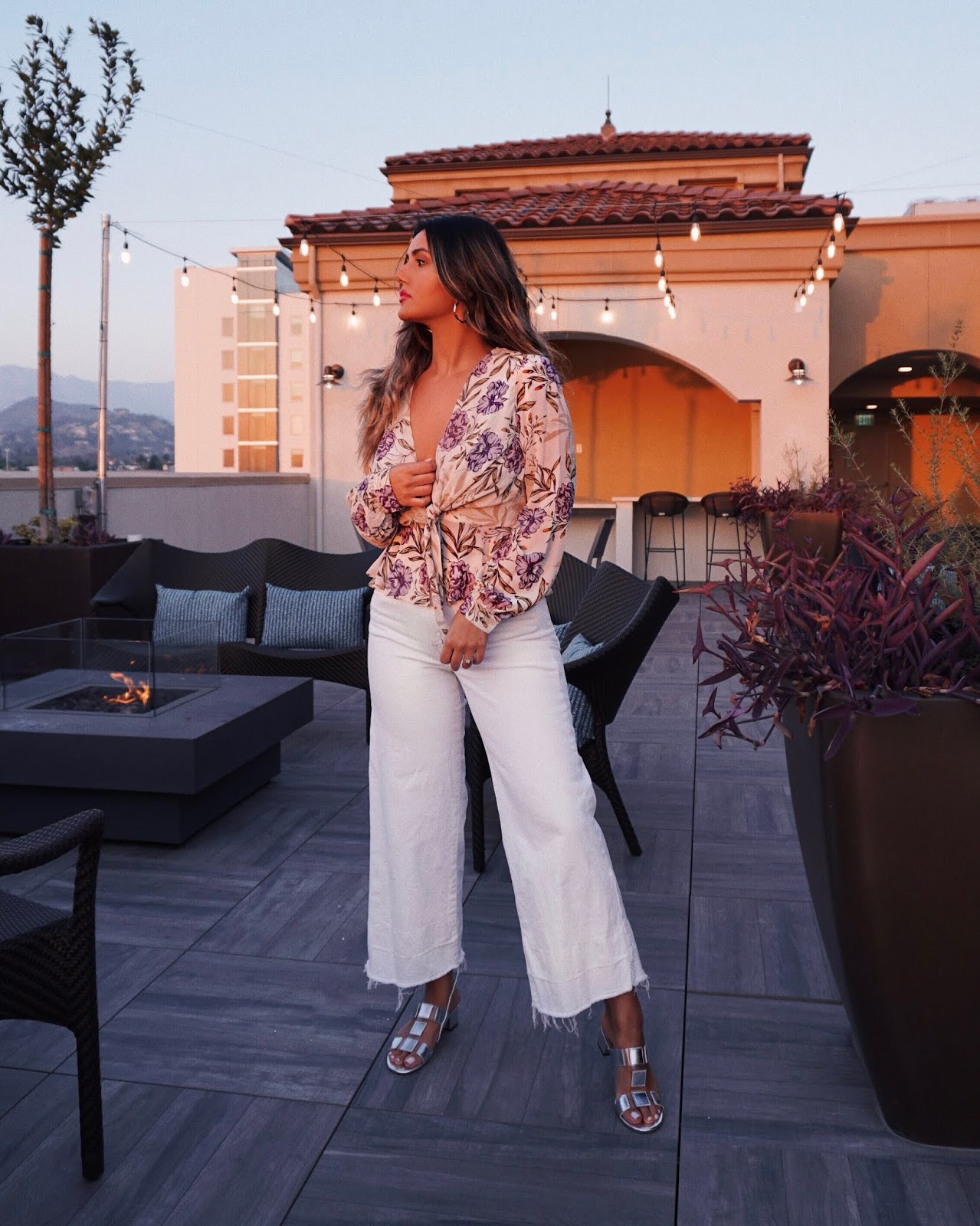 florals for fall, fall florals 2018, fall fashion, how to style florals for fall winter, winter florals, Parmida Kiani, Los Angeles blogger, astr the label, revolve, shopping guide, how to style, blonde hair, styling florals, ootd, fall fashion, fall outfit,