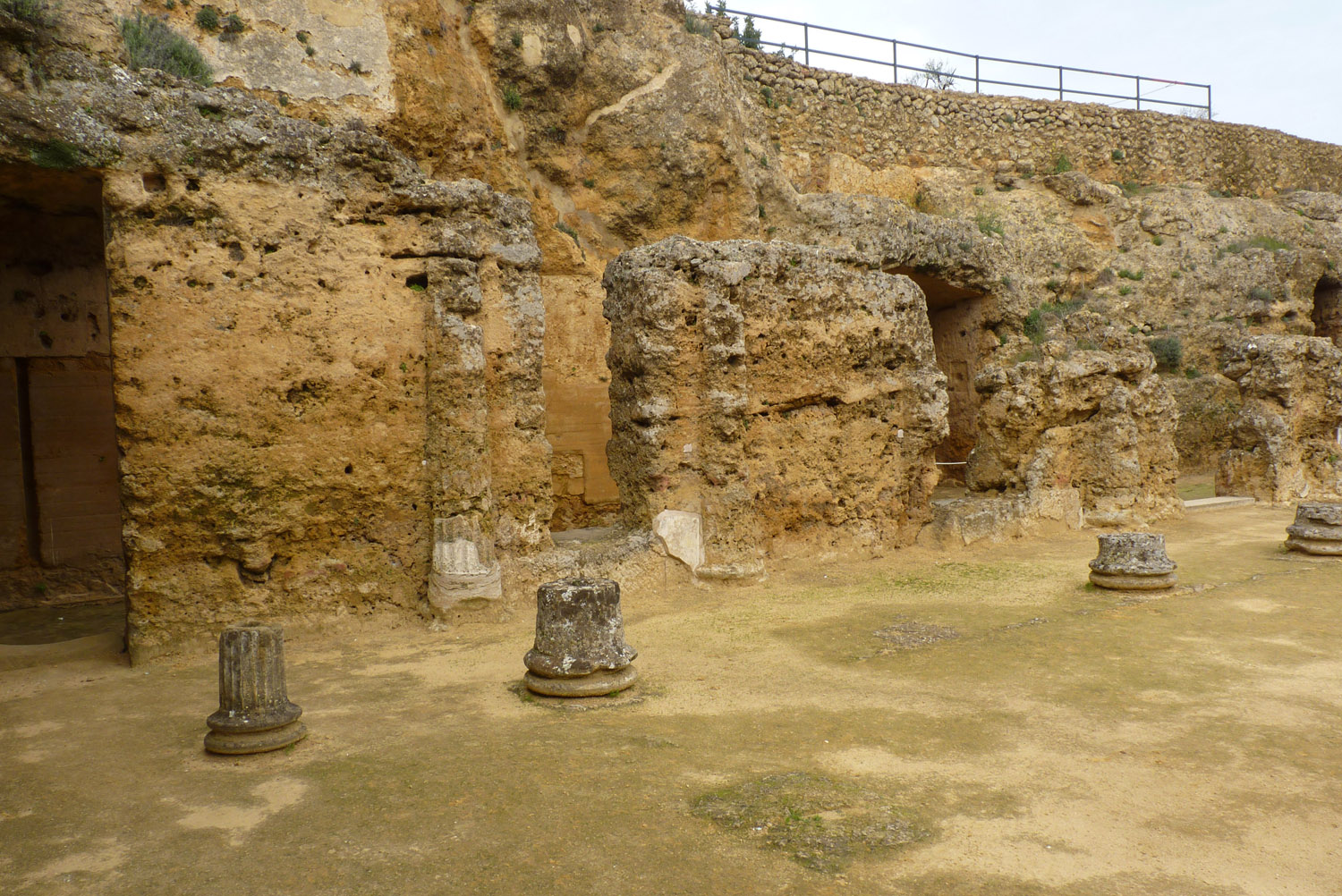 Las fotografías de Miguel Roa Tumbas romanas en Carmona (Sevilla)