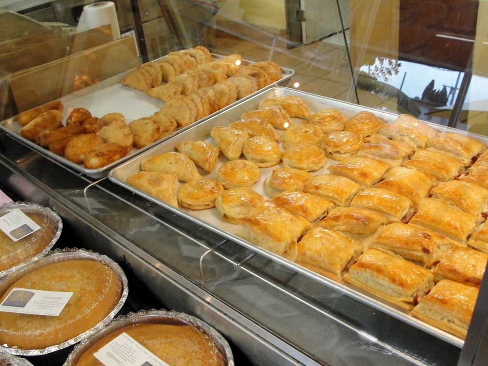 Venice Bakery on Venice Blvd