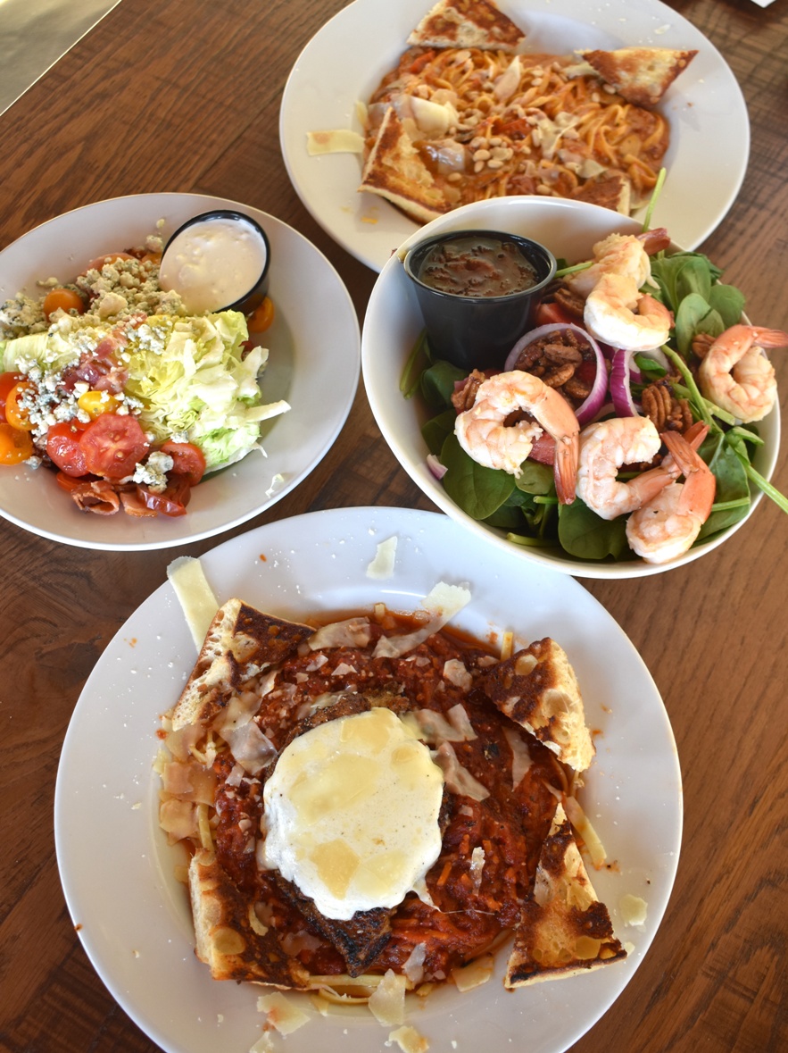 What to Do, Where to Stay and What to Eat Near Charlevoix, Michigan
