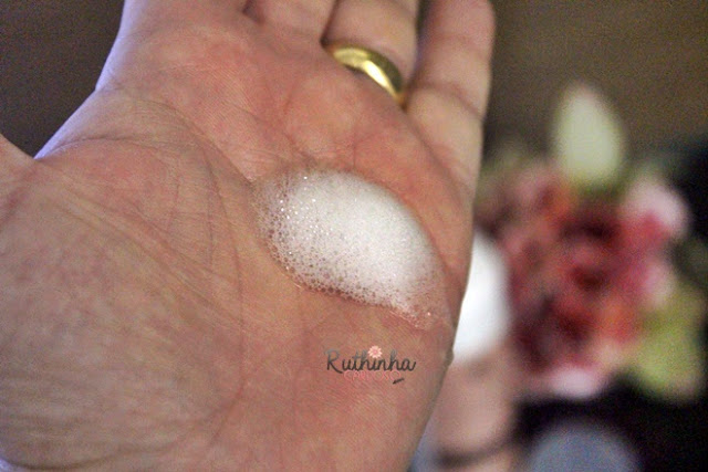 Eu testei: Espuma de Limpeza Rosto - Vyvedas