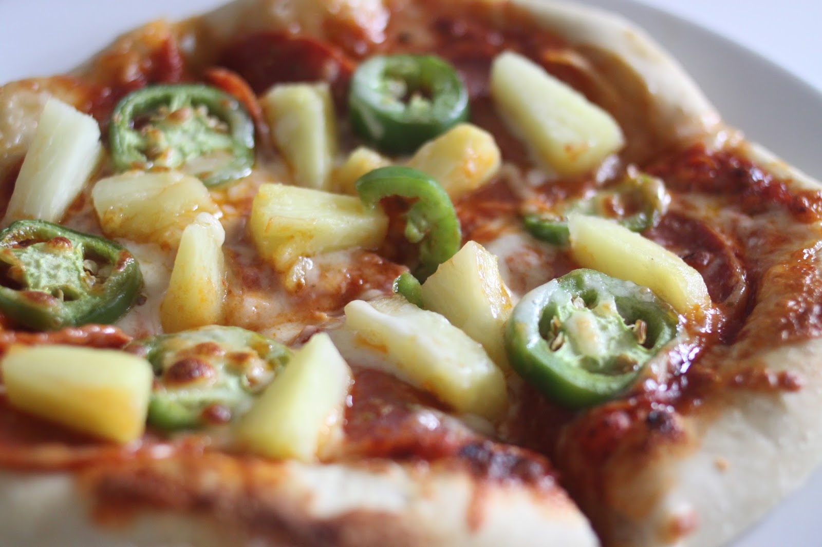 The Larson Lingo Pepperoni, Pineapple & Jalapeño Pizza + A Winner!