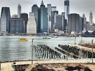 Brooklyn Heights, view of lower Manhattan from the Promenade