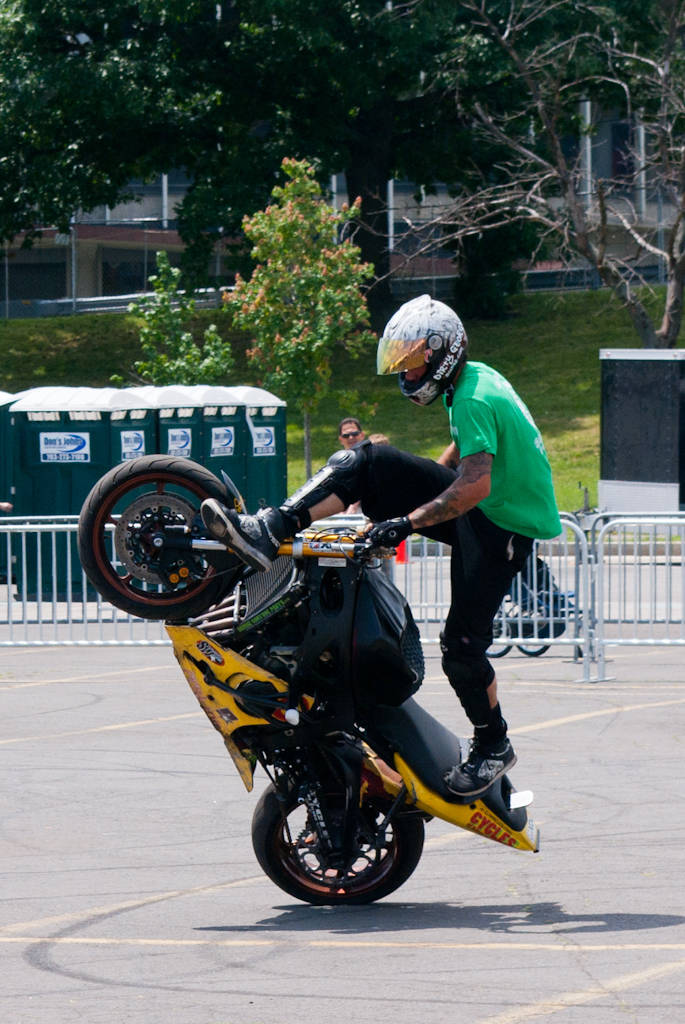Bike Stunts Bike Stunts