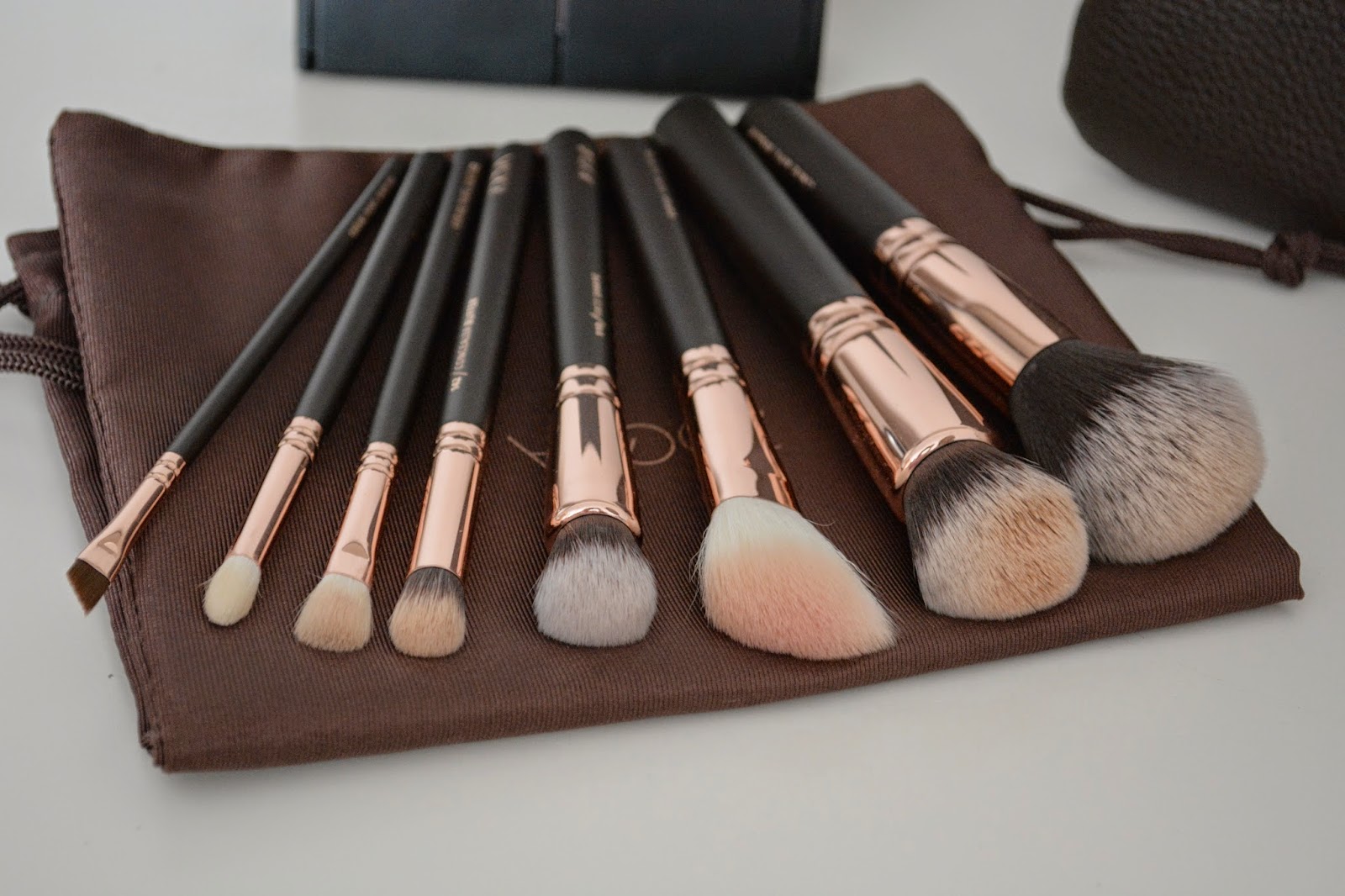 Zoeva Rose Golden Luxury Set Glitter + Gin