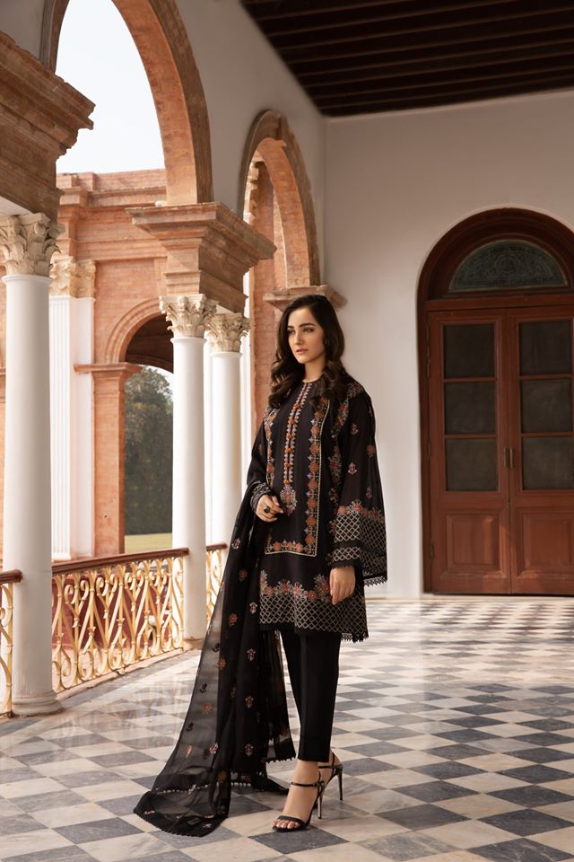 Bareeze Summer Collection 2023 Price Bareeze pk Lawn