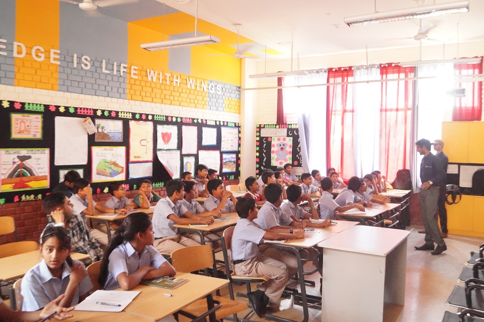 Sona public school image