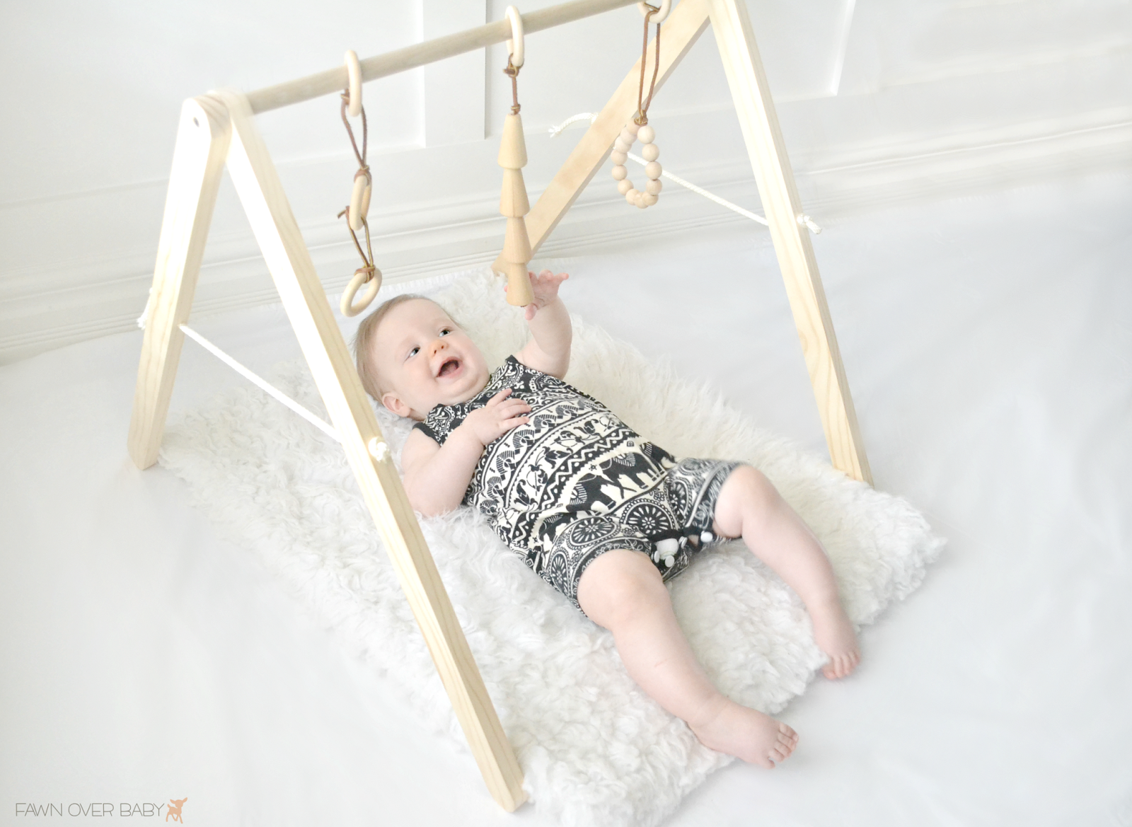 natural baby play gym