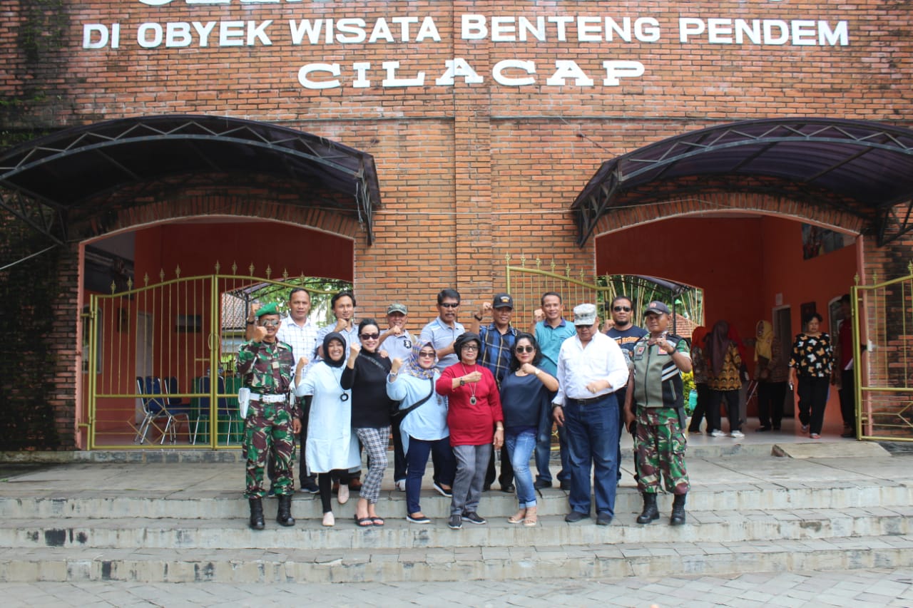 Obyek Wisata Benteng Pendem Cilacap Tempat Wisata Indonesia