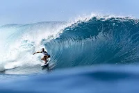 14 Makai McNamara volcom pipe pro foto WSL Keoki Saguibo