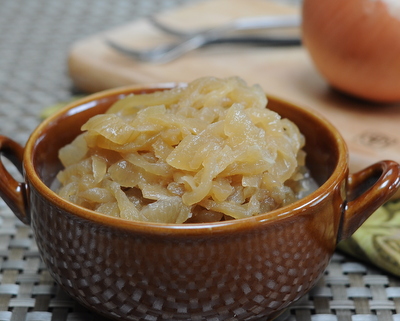 Slow Cooker Caramelized Onions ♥ KitchenParade.com, memorable caramelized onions, extra-special with a little brown sugar and dry sherry, extra-easy in the slow cooker.