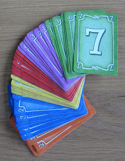 Pictomania - The players Guessing Cards