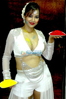 Hot Tanisha Singh celebrates Holi at Nrityavatika studio