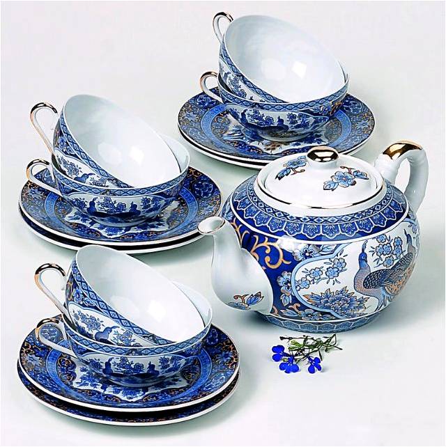 Сервиз сине белый. Чайный сервиз Китай Цзянси. Cite Marilou чайный сервиз синяя птица. Сервиз чайный pw15412dal. Сервиз чайный синий Павлин Япония.