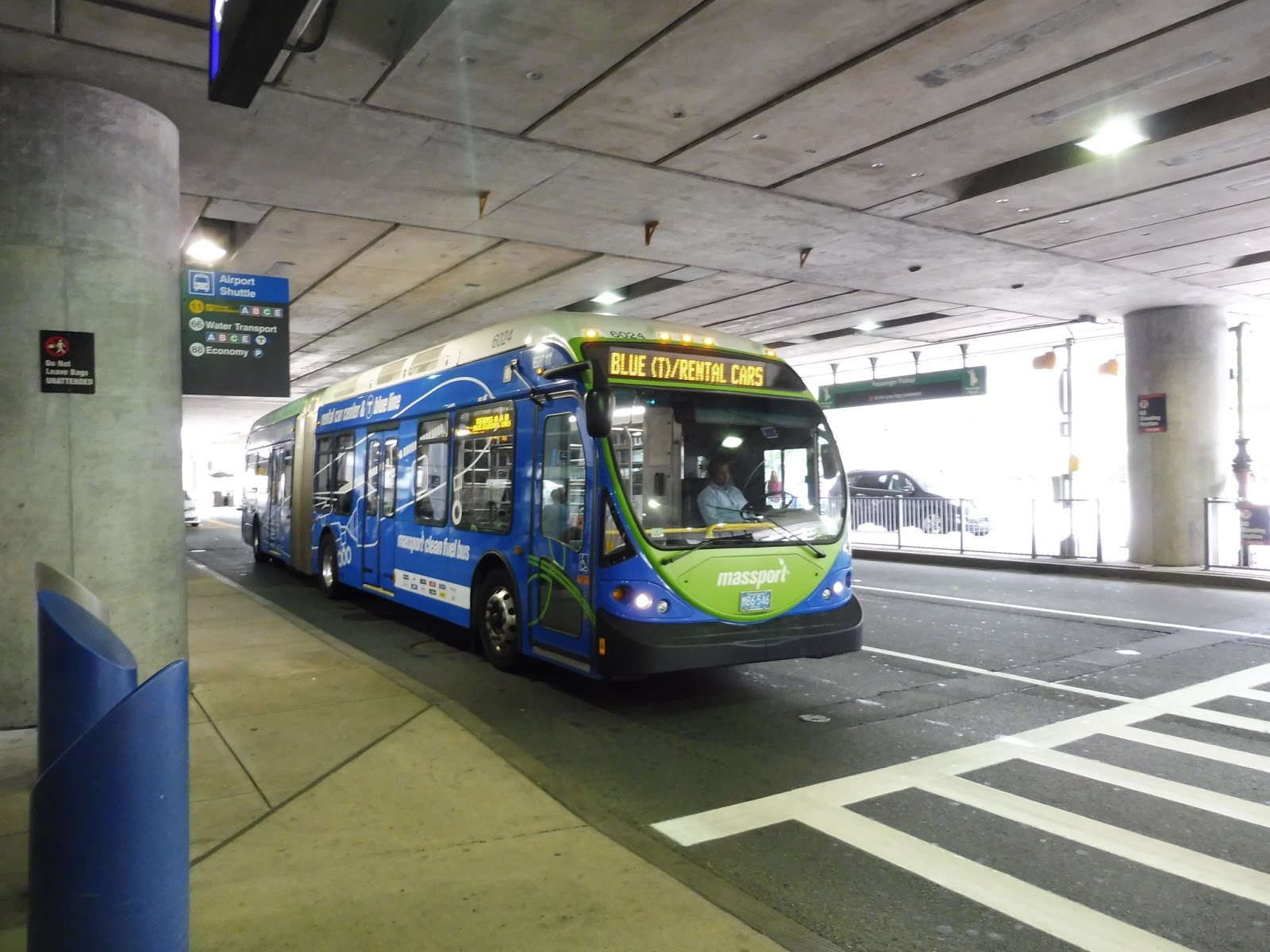 Logan airport shuttle 22 33 serves terminals a b or c e to subway