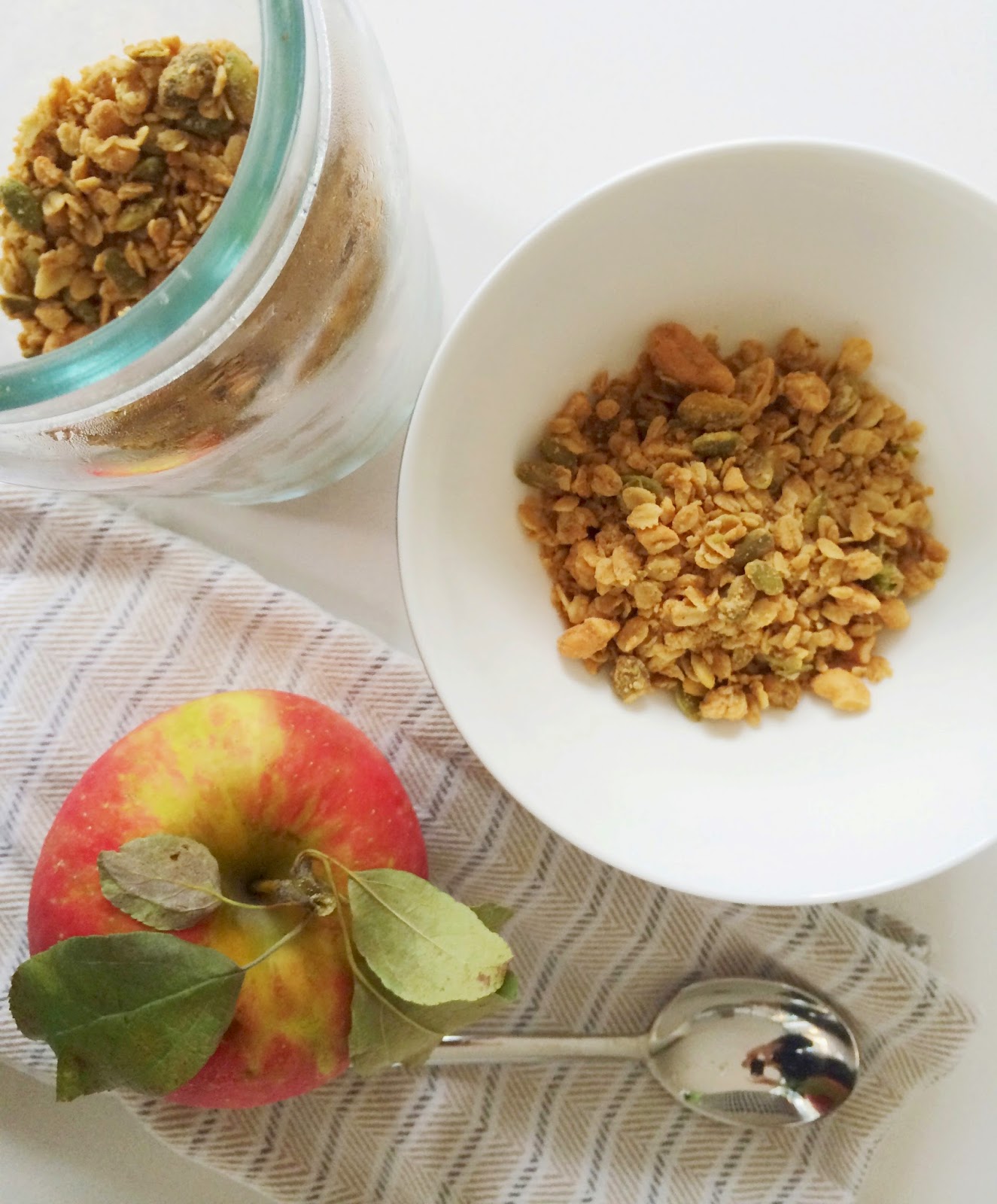 Green & Plenty back to school breakfast protein packed granola is a