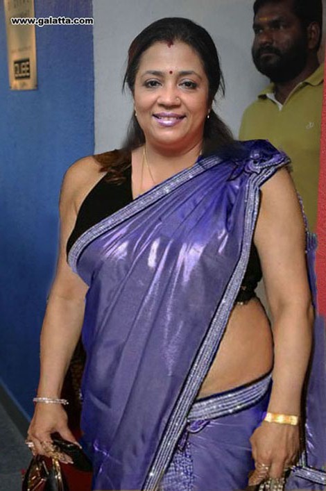 Aunties Pics South Indian Hot Mature Aunty 