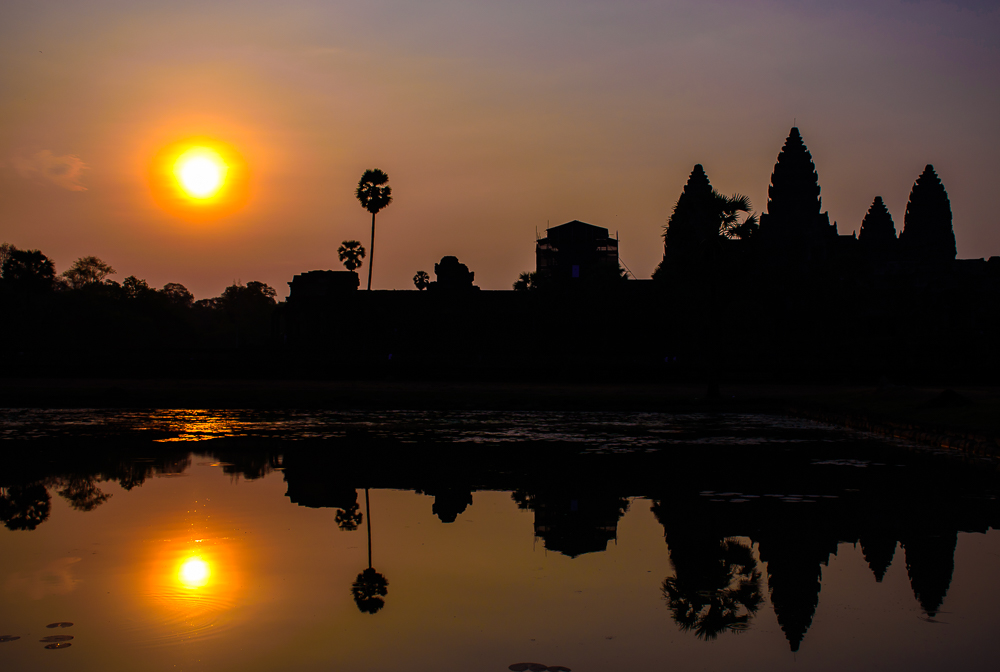 sunrise at angkor wat temple siem reap cambodia sunrise at angkor wat temple siem reap cambodia travel blog image