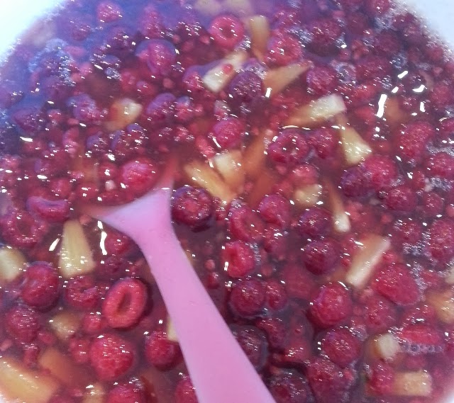Baking Banquet RASPBERRY PINEAPPLE JELLO SALAD (EASTER JELLO SALAD)