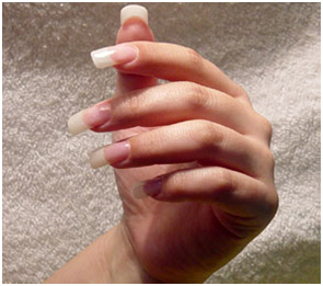 Marca especialista en productos y tratamientos para profesionales de uñas:  mayo 2013
