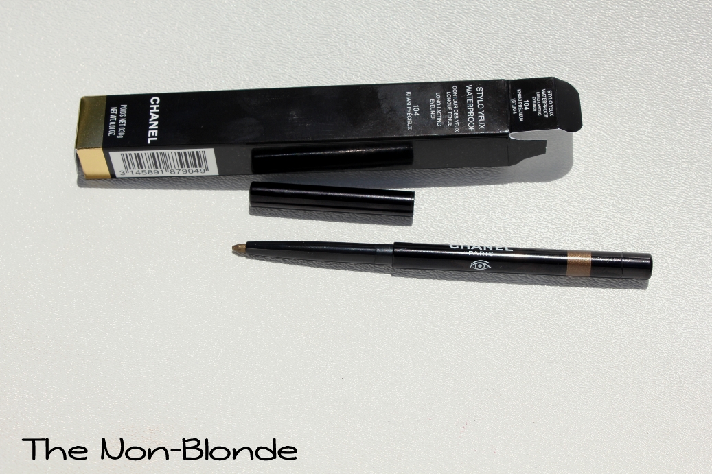 The Non-Blonde: Chanel Fall 2013: Khaki Précieux Stylo Yeux Waterproof Long-Lasting  Eyeliner