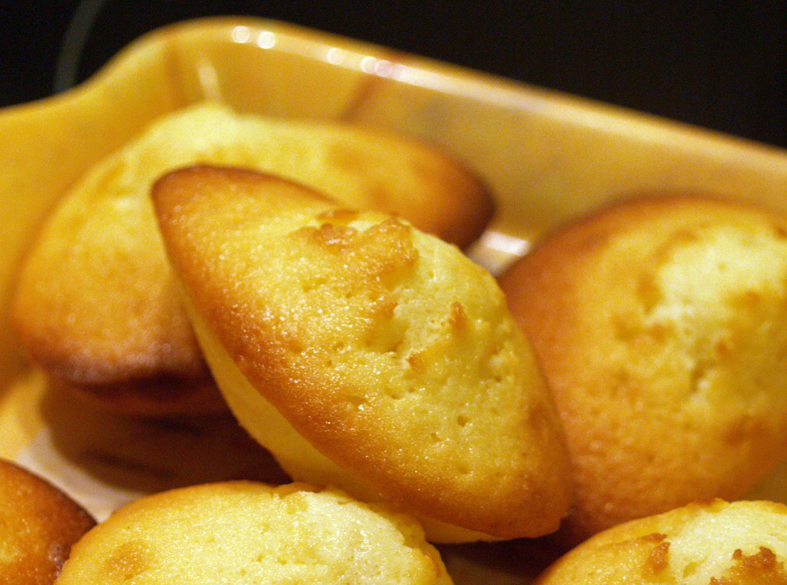 Bamby Cuisine: Mes petites madeleines (nature)