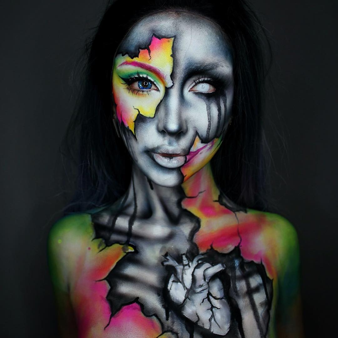 13-The-Illusion-of-Ellie-H-M-aka-ellie35x-Facepaint-and-SFX-Makeup-Personalities-www-designstack-co