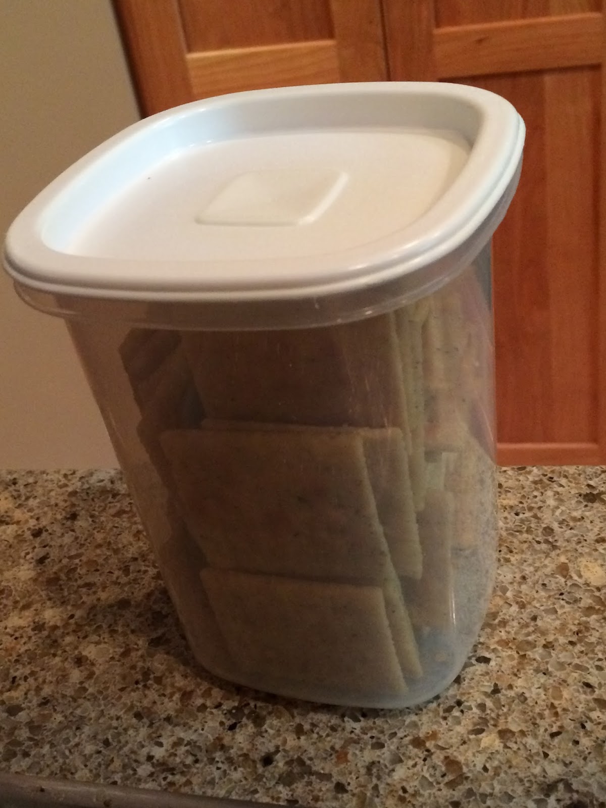 NOVA Frugal Family Seasoned Saltine Crackers from the Pioneer Woman