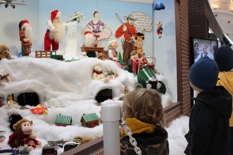 Indiana's best christmas movie has a special exhibit in hammond The Crazed Dish: A Christmas Story Display
