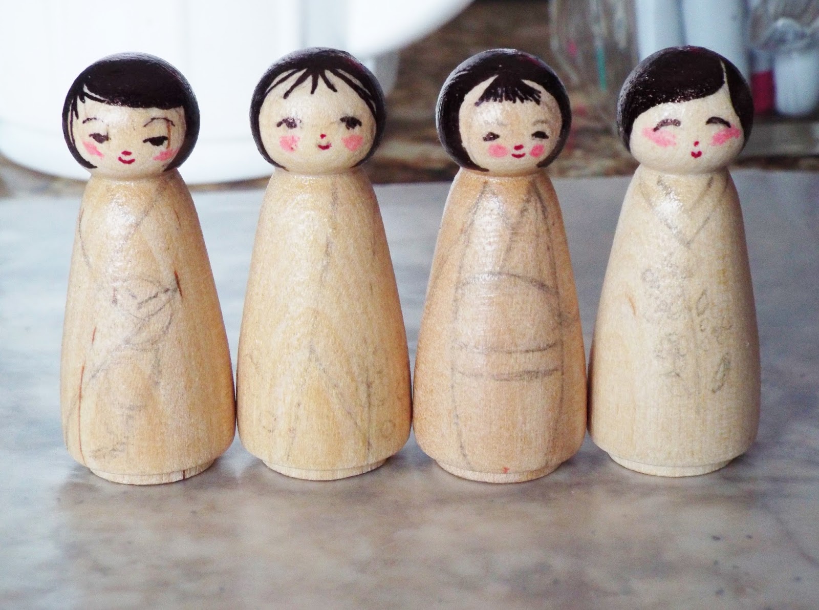 kokeshi peg dolls
