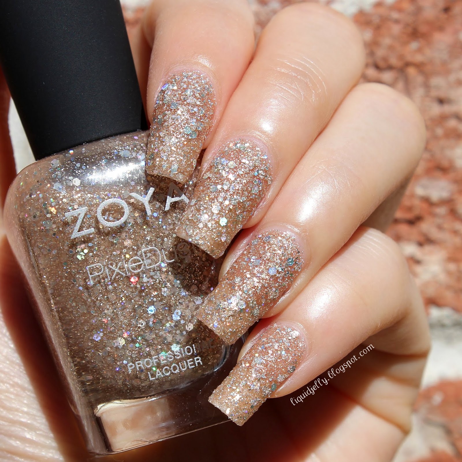 Liquid Jelly: [Review + Swatch] Zoya Magical Pixie - Summer 2014