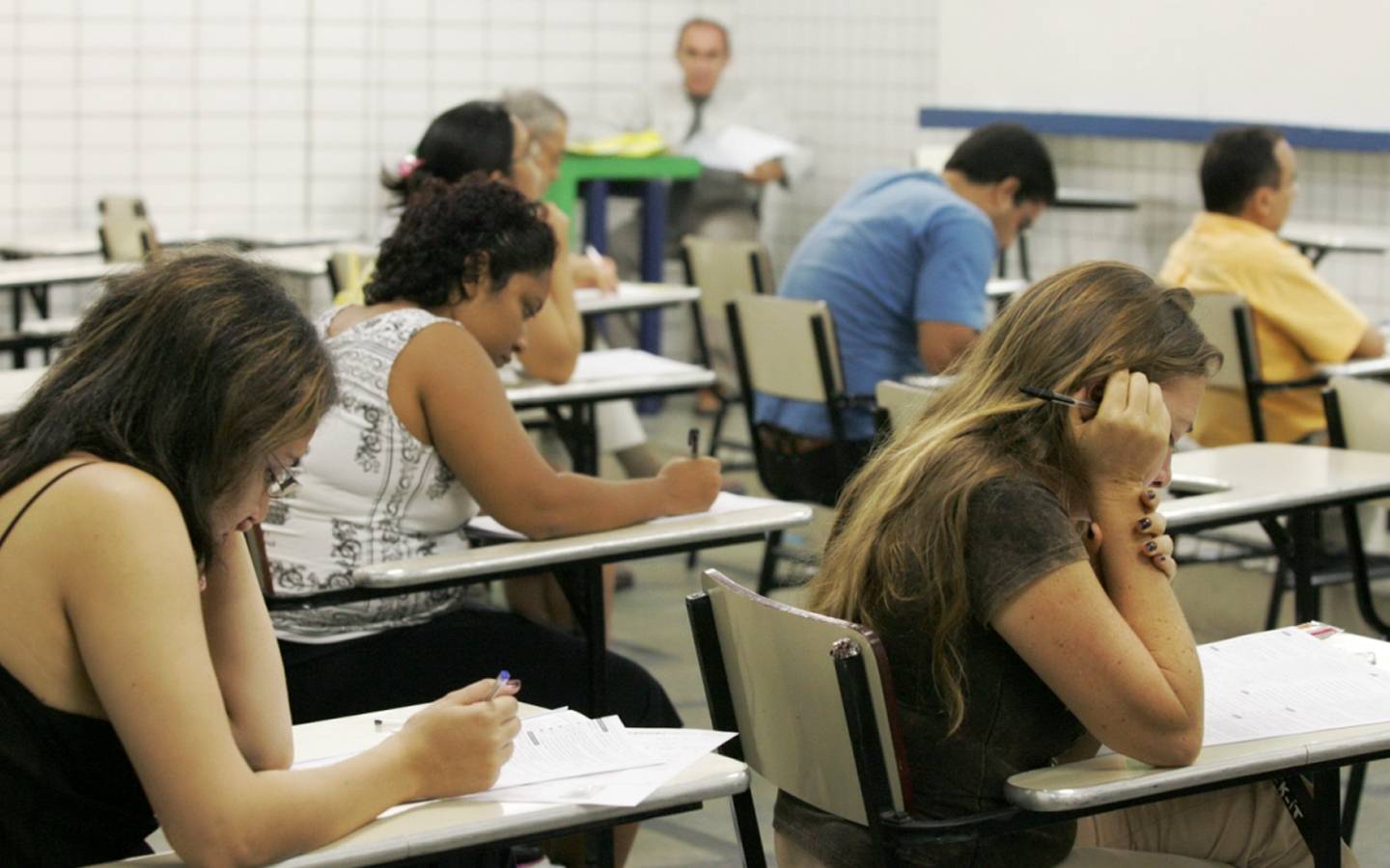 Resultado de imagem para Estado abre 24 vagas de auditor da Controladoria e Ouvidoria Geral do Estado do CearÃ¡