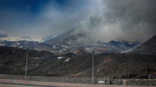 Mt. Etna volcano Sicily Italy Catania lava eruption history ©RocDocTravel.com