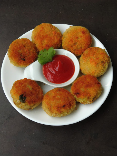 Scrambled egg Tikki