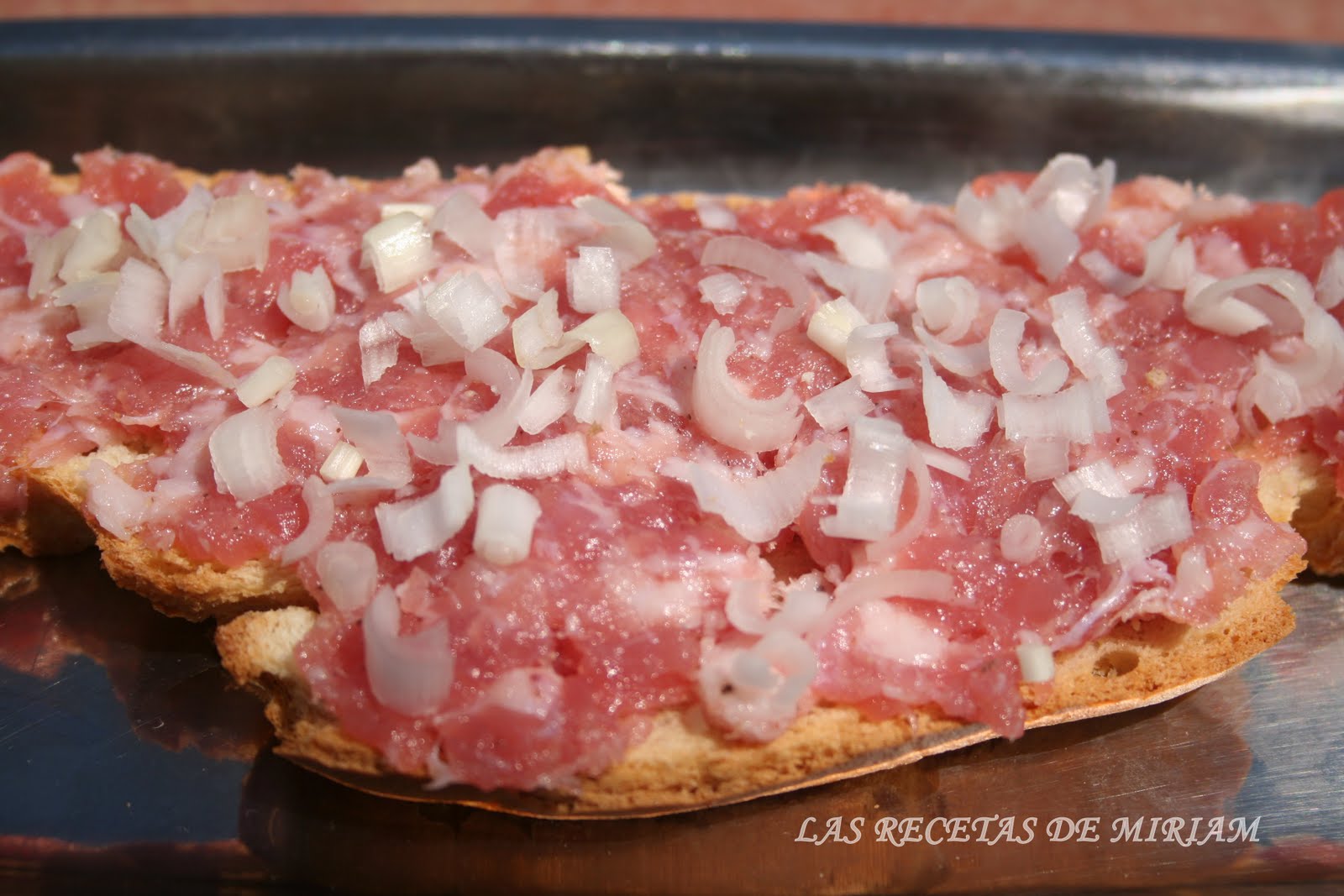 Las recetas de Miriam Receta de pan con salchicha al estilo aleman