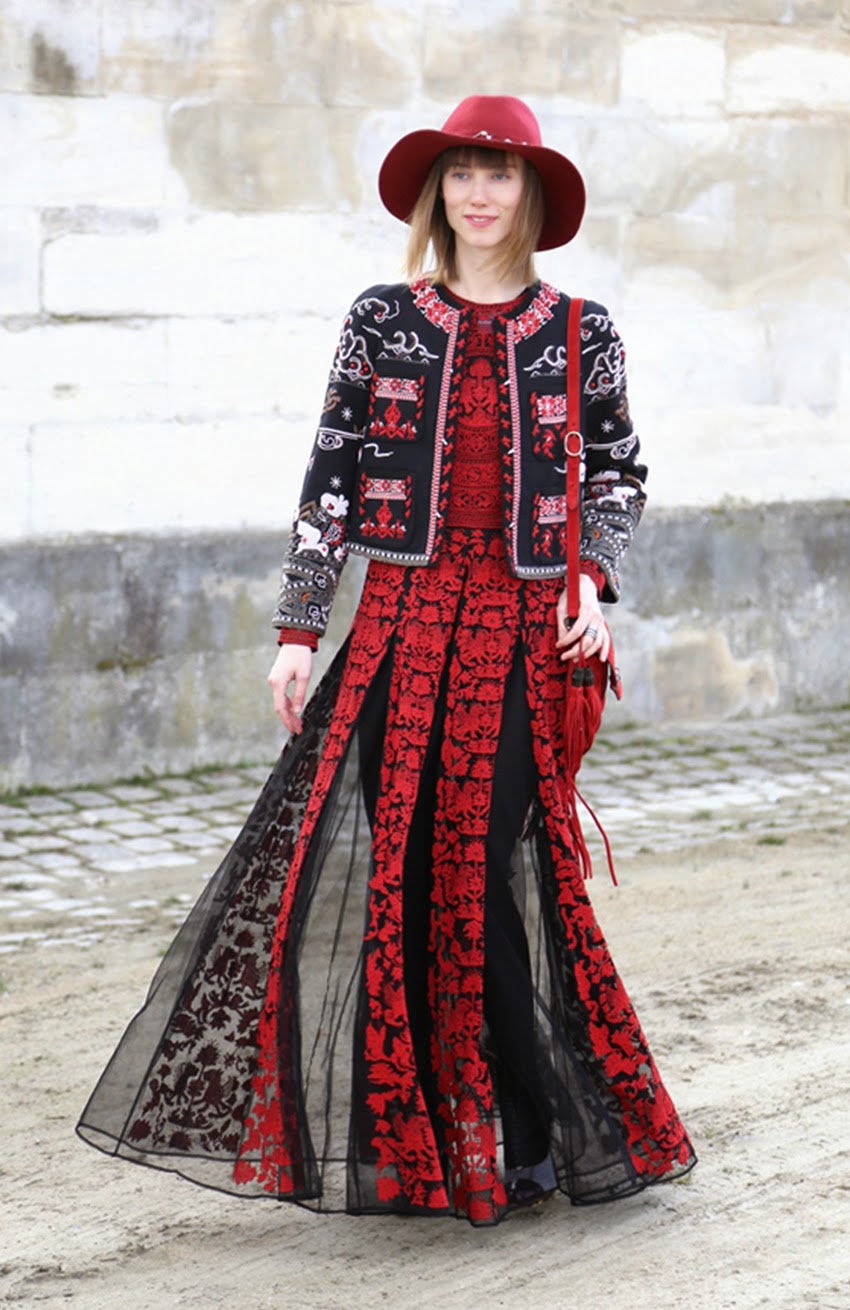 Paris Fashion Week AutumnWinter 2014 Street Style Roomantic and
